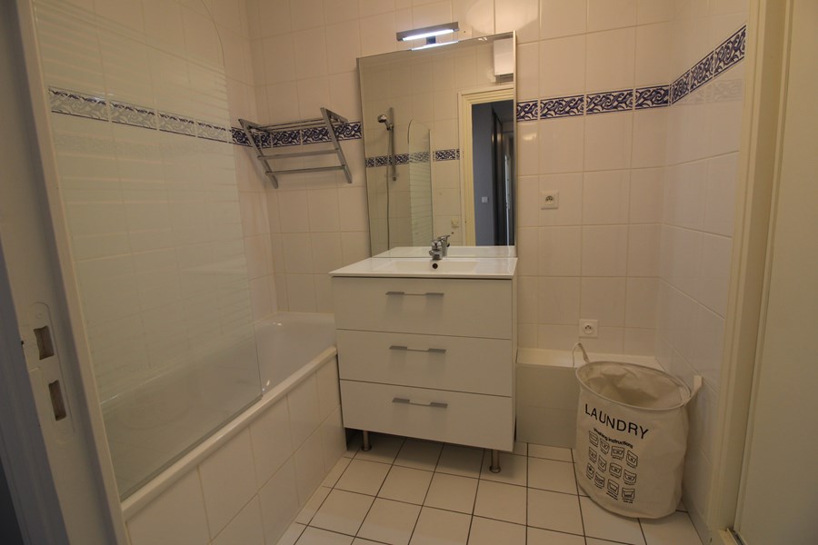 /picture/helios/116215201/ADELAIDE 3B/8_2025-12-30CET00h00-13.jpg